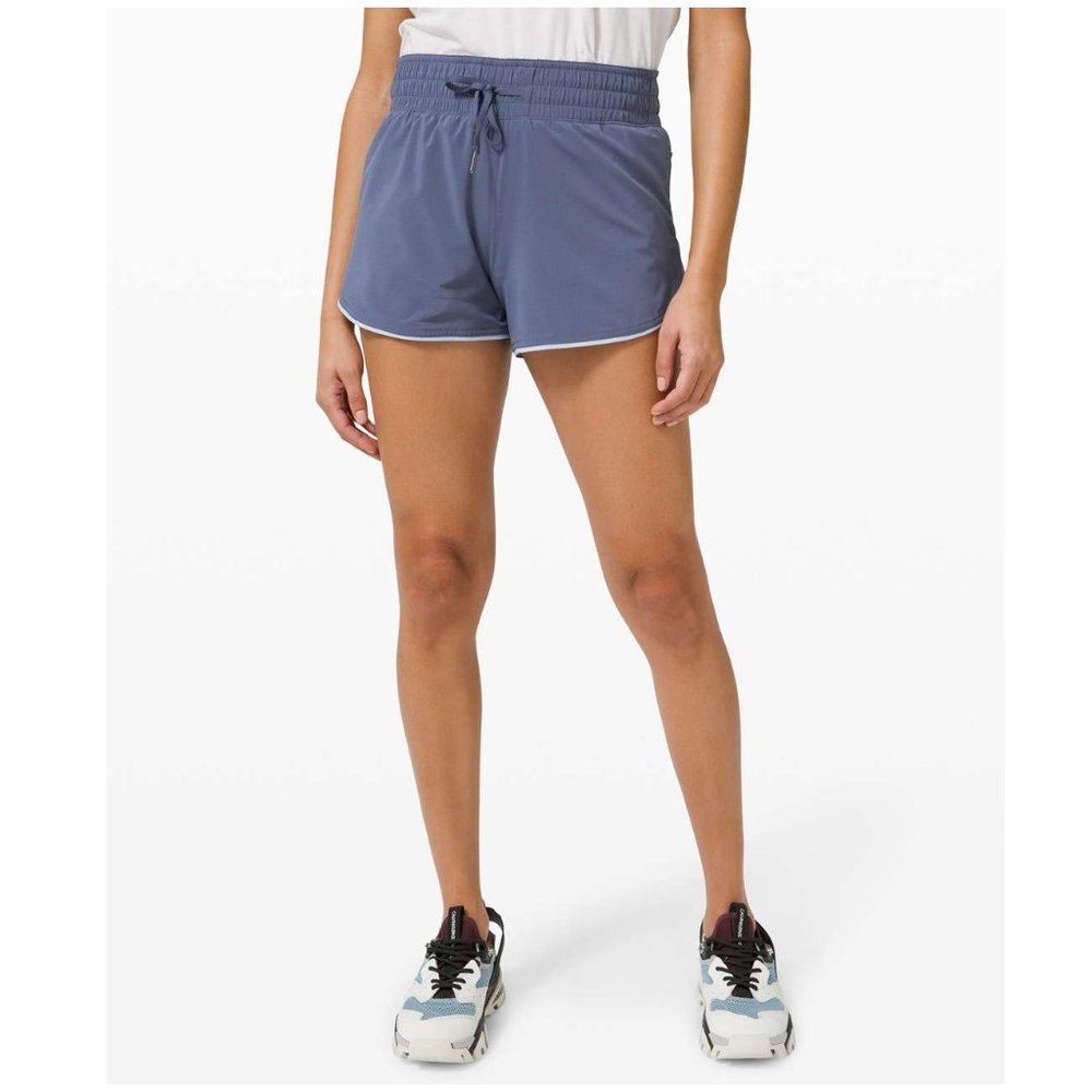 Lululemon Choose a Side Reversible Mid-Rise Short" / Size 10 / Ink Blue Daydream